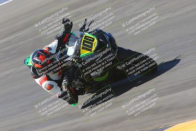 media/Oct-01-2023-SoCal Trackdays (Sun) [[4c570cc352]]/Bowl (1020am)/